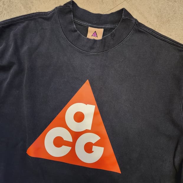 나이키 acg 롱슬리브