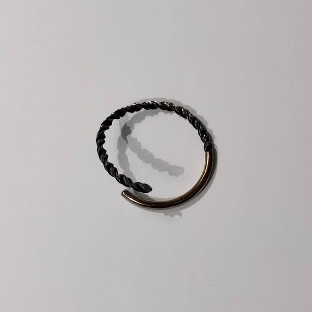론원스 X 갤러리 디파트먼트 드릴 비트 커프 팔찌 925실버