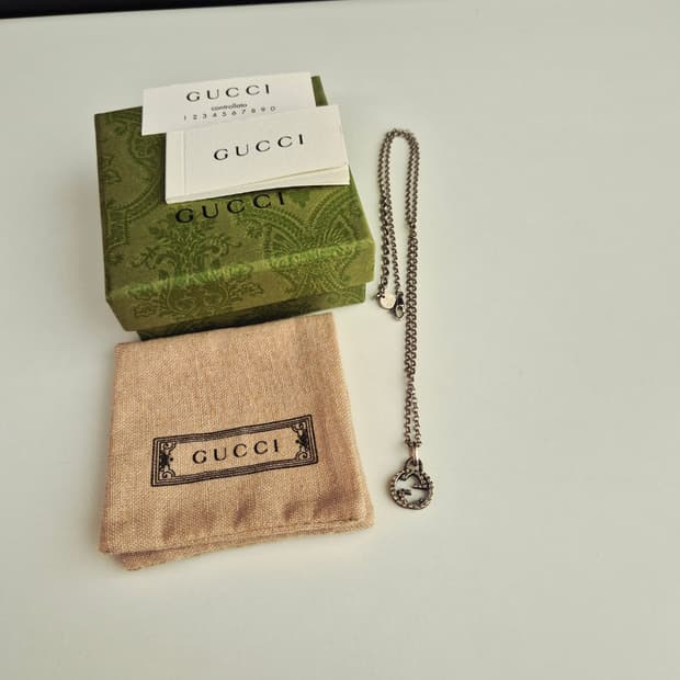 구찌 인터로킹 목걸이