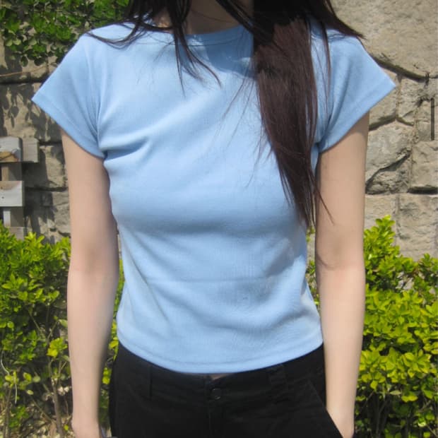 sageblue 세이지블루 반팔티셔츠 미스치프스컬프터미세키아워캐비넷아캄
