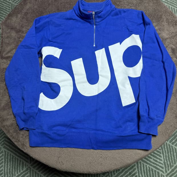 슈프림 하프짚업 