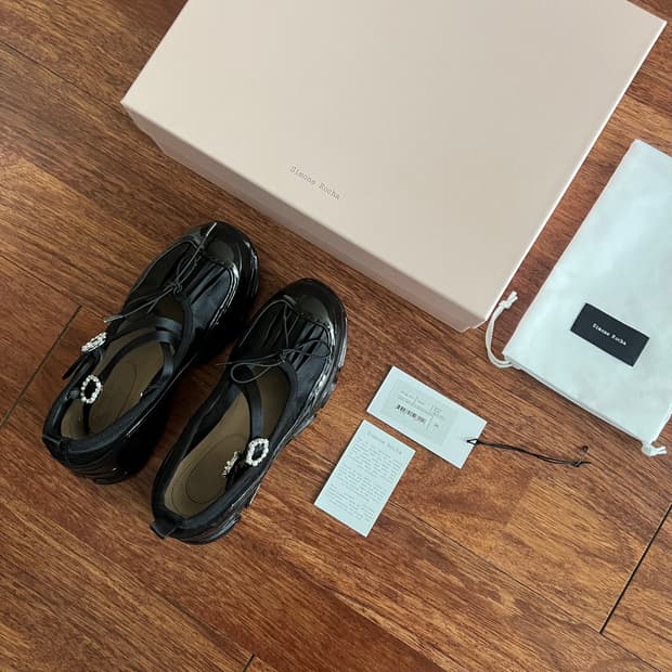 시몬로샤 크리스털 임벨리시드 새틴 플랫 슈즈 36