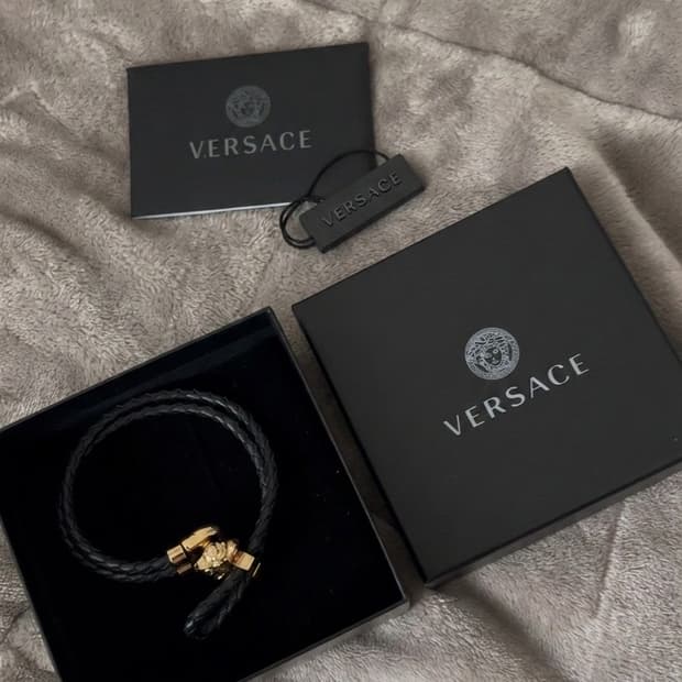 베르사체 골드 팔찌
