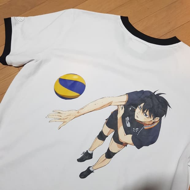 하이큐 팝업티셔츠 화이트 카게야마/와930-카