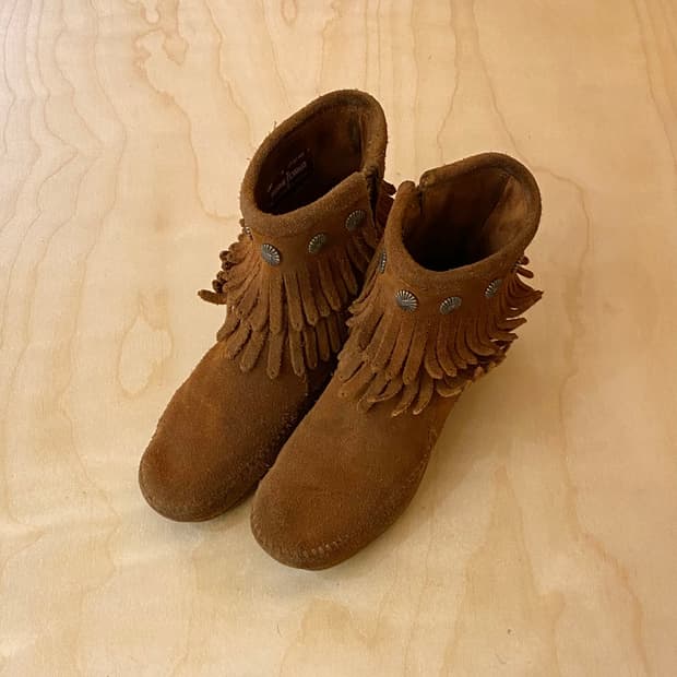 MINNETONKA fringe concho boots 미네통카 프린지