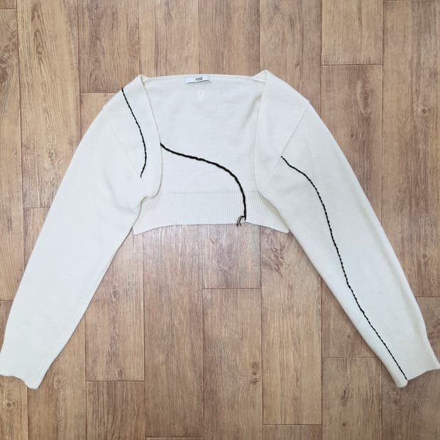 유즈(YUSE) 스티치 볼레노 니트가디건 55-66