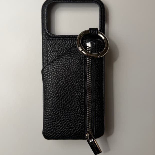 ajew 아이폰17프로 블랙 레더 케이스