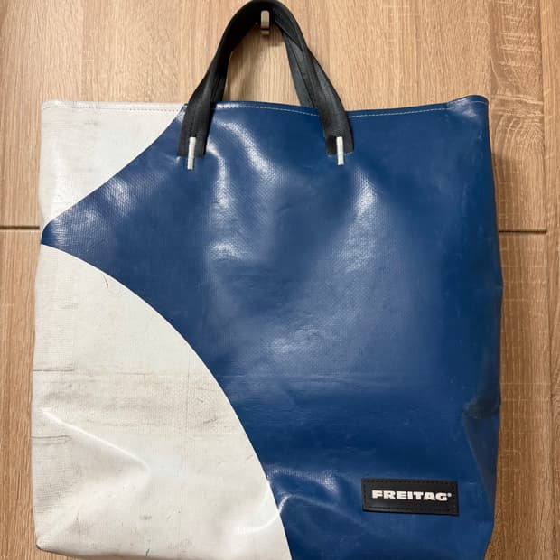 프라이탁 F203 BOB 토트백 블루 판매 (새제품)