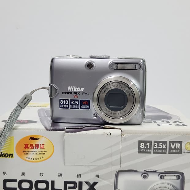 니콘 쿨픽스 p4 한글지원 디카 카메라 빈티지
