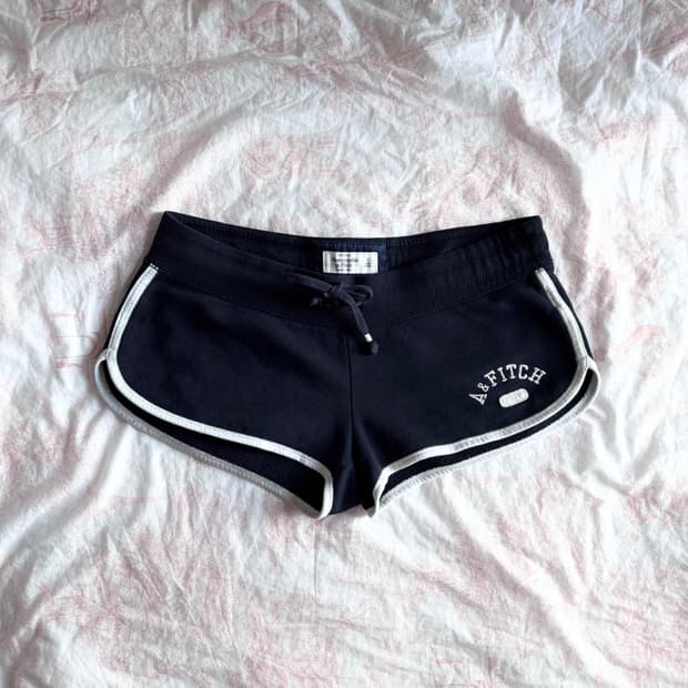 아베크롬비 네이비 돌핀 팬츠 S 빈티지 y2k 홀리스터 갸루 핫팬츠