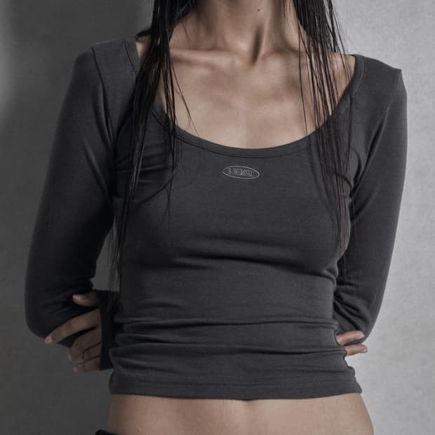 보헴서 BASIC DEEP U NECK LONG SLEEVE (딥카키)