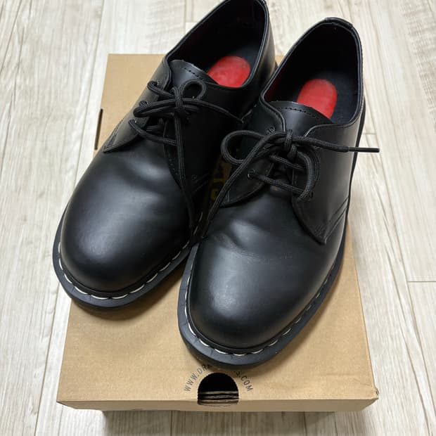 닥터마틴 1461 3홀 ws 270