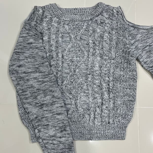 빈티지 케이블 숄더 니트