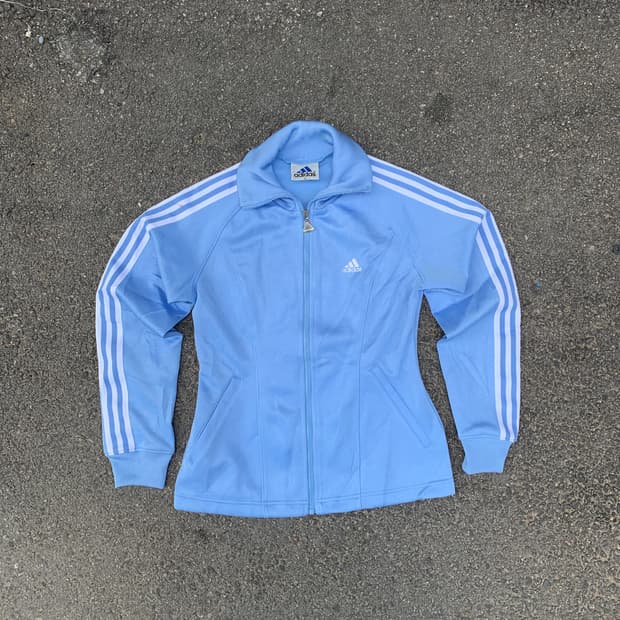 아디다스 데상트 대장급 연하늘 스카이블루 올드스쿨 져지 딱붙핏 트랙탑 M