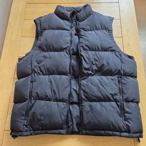 105 자라 패딩조끼145