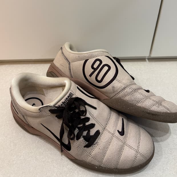 (280)나이키 스니커즈 토탈 90 T90 펄 화이트 브라운 핑크 브라운