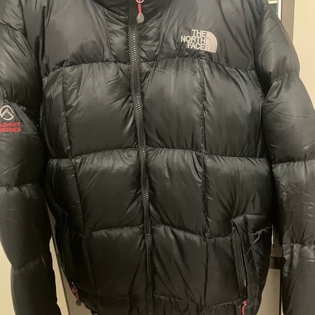 노스페이스 서밋 패딩
