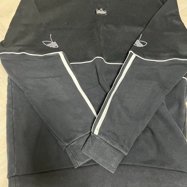 아디다스 맨투맨 L