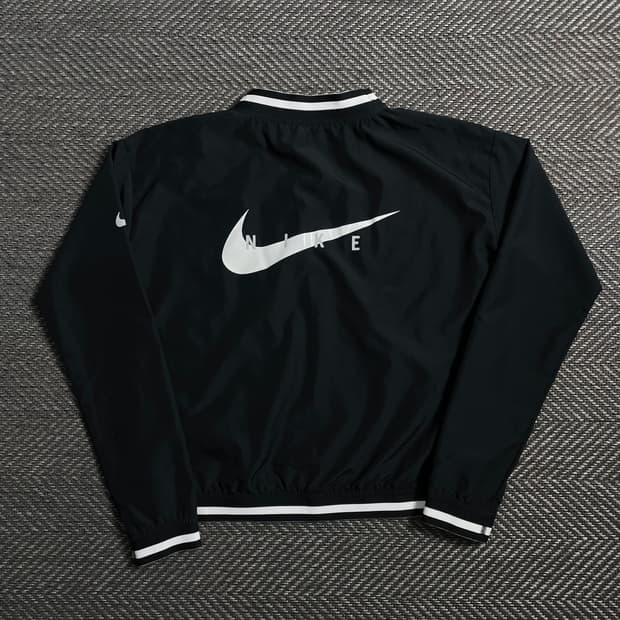 나이키 우먼스 드라이핏 러닝 윈드 브레이커 웜업 o 4324