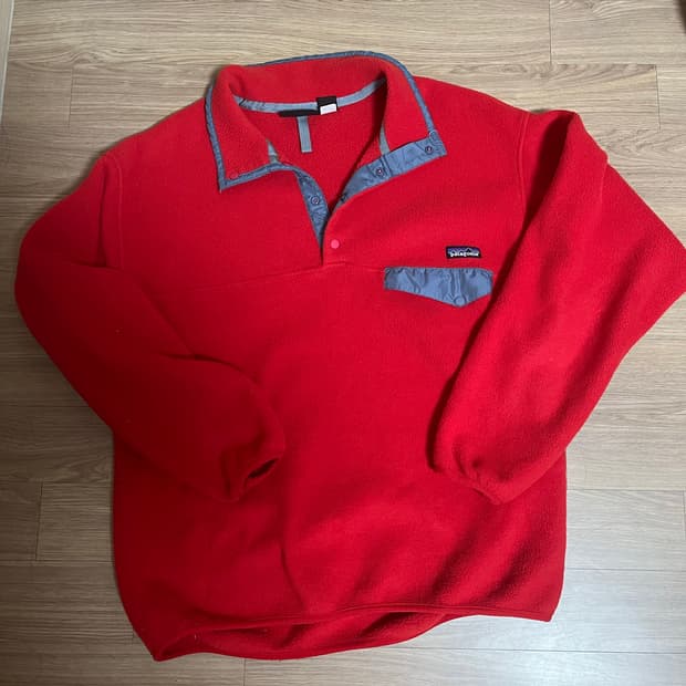 파타고니아 신칠라 레드