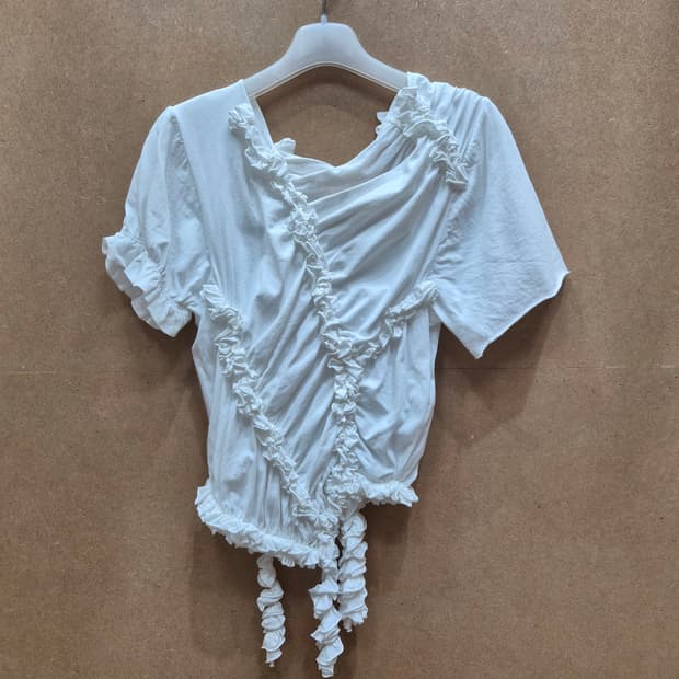 MM6 메종마르지엘라 셔링 러플 티셔츠