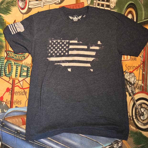 아메리칸 퍼스트 티셔츠