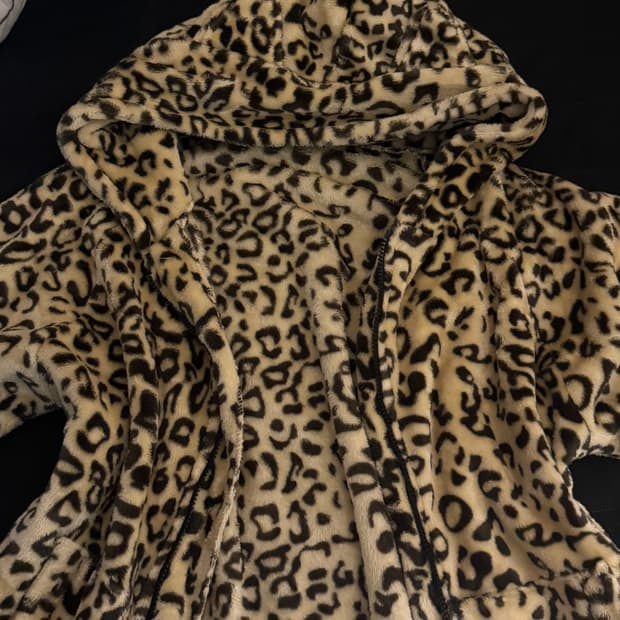 갸루호피 퍼집업 네코미미