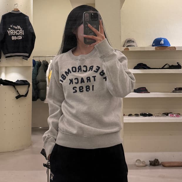 아베크롬비 y2k 아치로고 맨투맨 U773