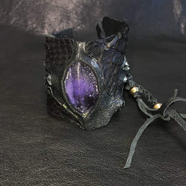 R6-10 Bracelet