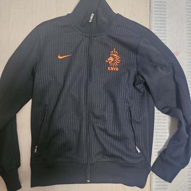 나이키 네덜란드 트랙탑