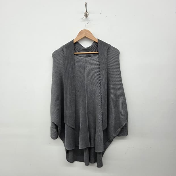 스피치오 플리츠 스타일 망토 가디건 여F