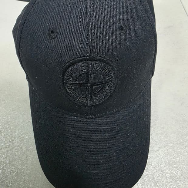 스톤아일랜드 마그넷 볼캡 모자