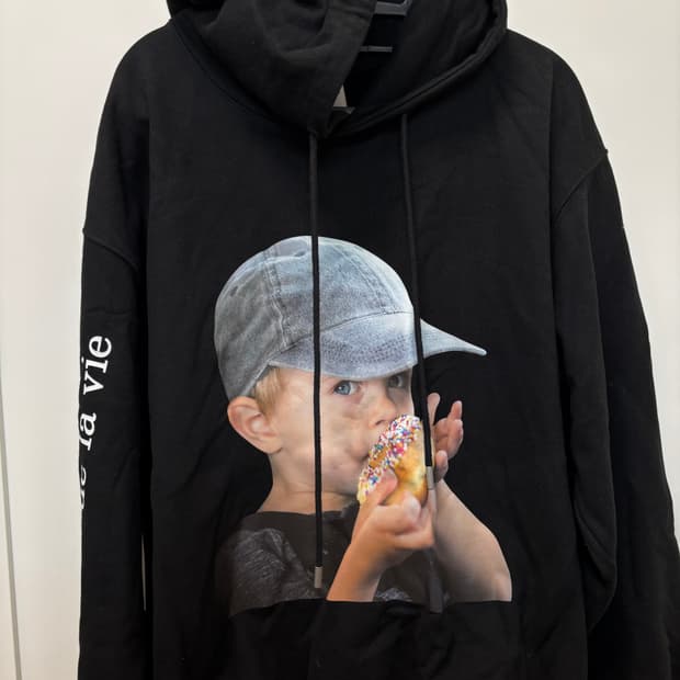 아크메드라비 후드티