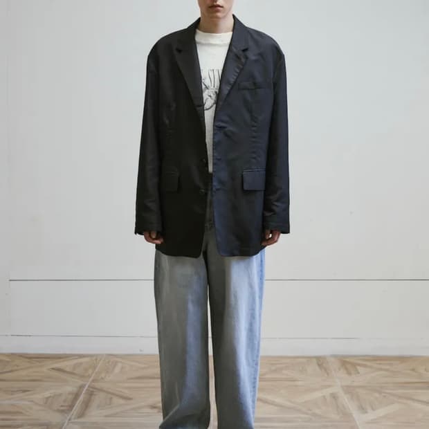 서피스에디션 OVERSIZED 3 BUTTON NYLON JACKET