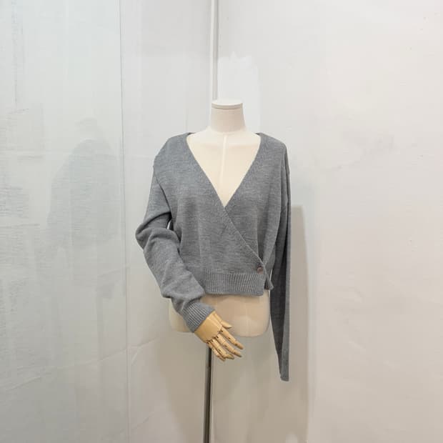 어텀베이지 그레이 랩형식 긴팔가디건 니트 4309