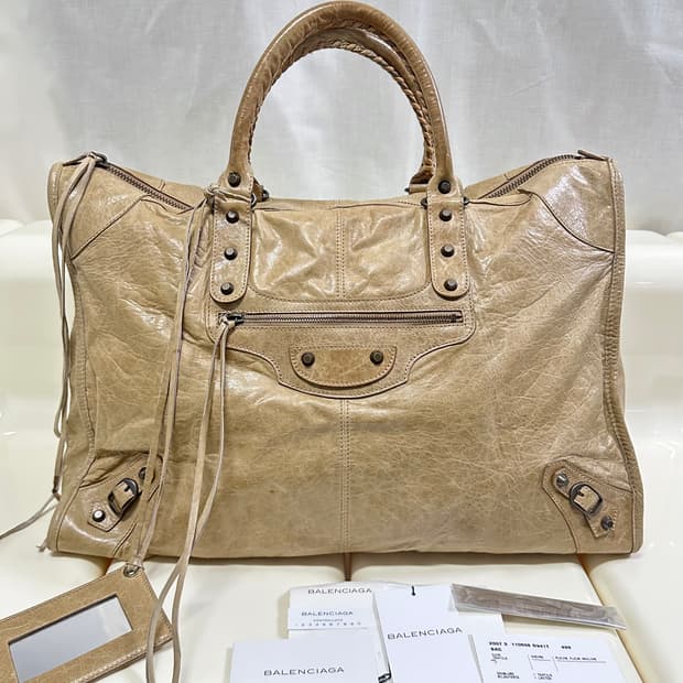 [A 정품] 발렌시아가 시티 모터백 위켄더 카라멜브라운