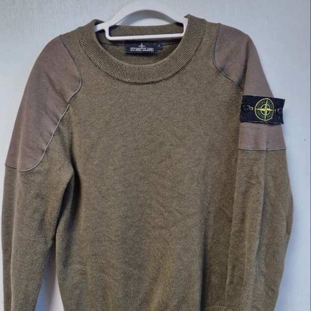 스톤아일랜드 니트