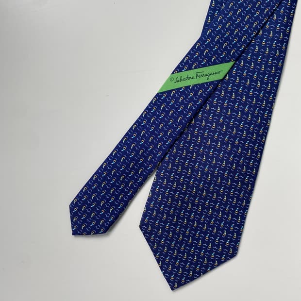 새상품급 페레가모(Ferragamo) 명품 정품 넥타이