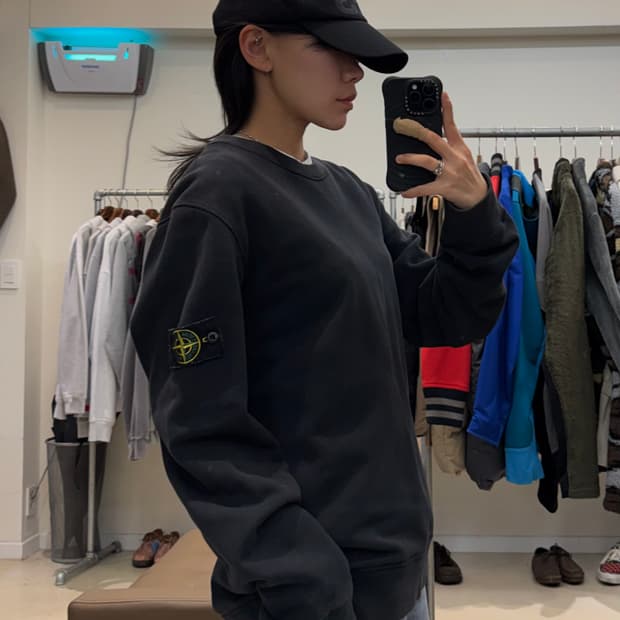 스톤아일랜드 나침반패치 스웻셔츠