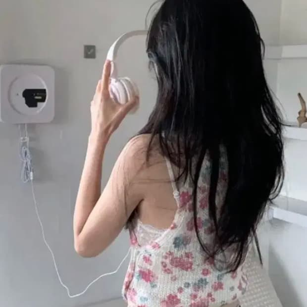 오이니 홀터넥 나시