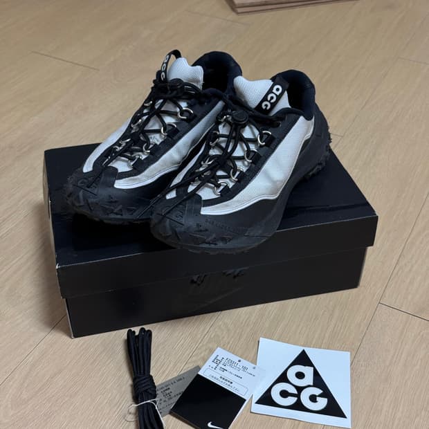 [245] 나이키 x 꼼데가르송 옴므 acg 마운틴 플라이 2 로우 검흰