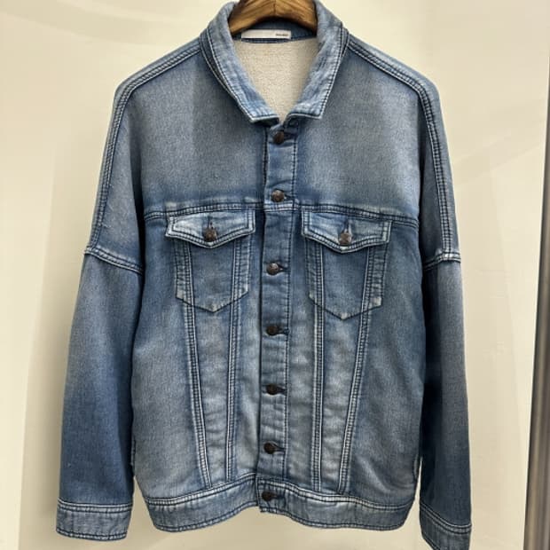 MOUSSY (loose fit)