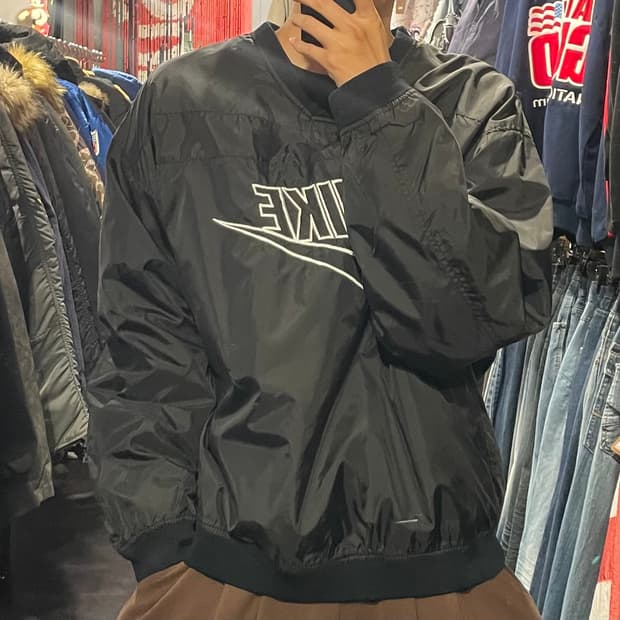 [IM]나이키 빅스우시 로고 웜업 블랙