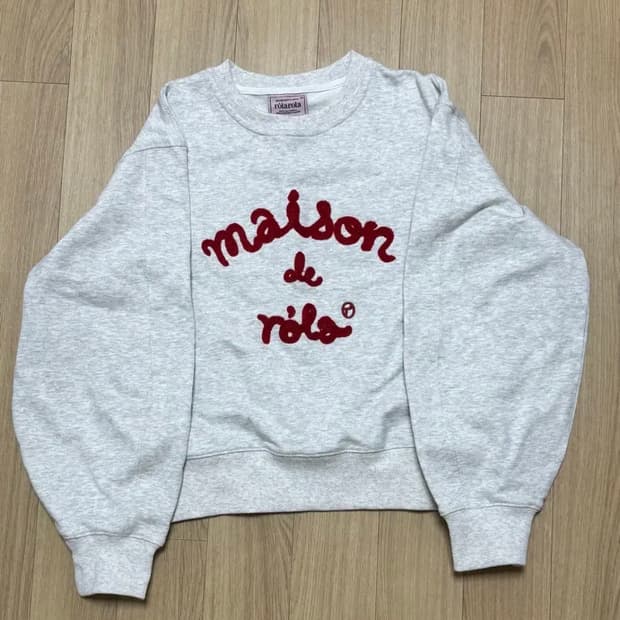 로라로라 MAISON DE ROLA 스웨트셔츠 라이트그레이 크롭 맨투맨
