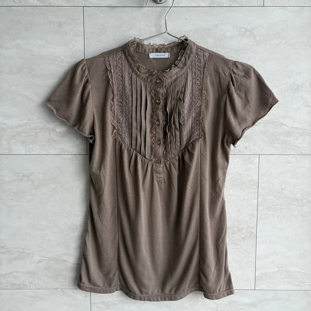 vintage pintuck lace top