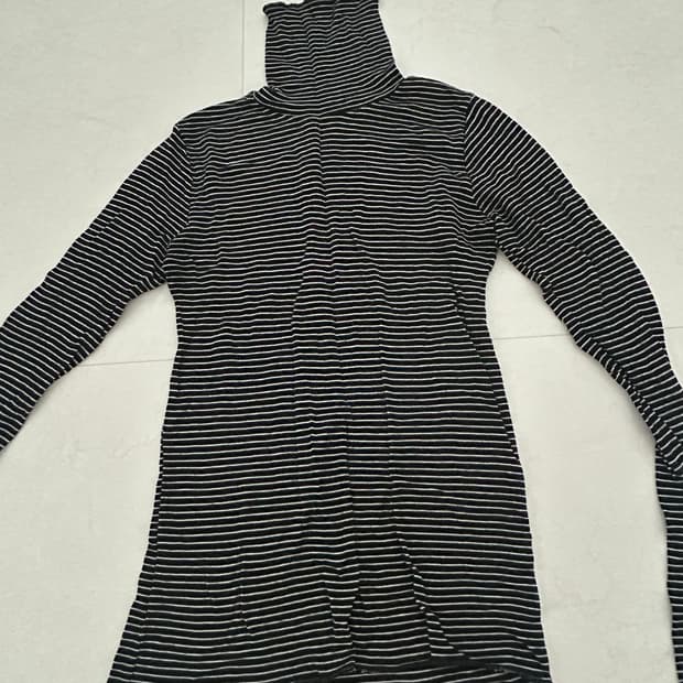 스트라이프 목폴라