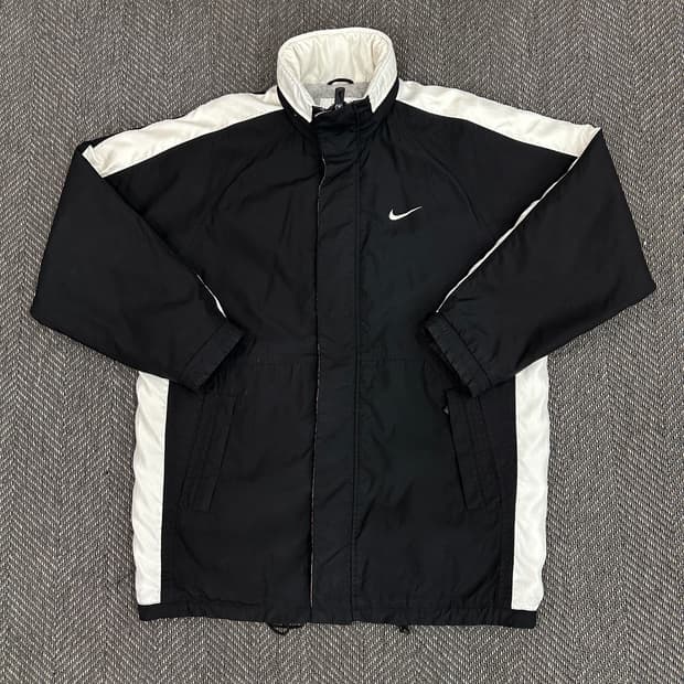 나이키 누빔자켓 블랙
