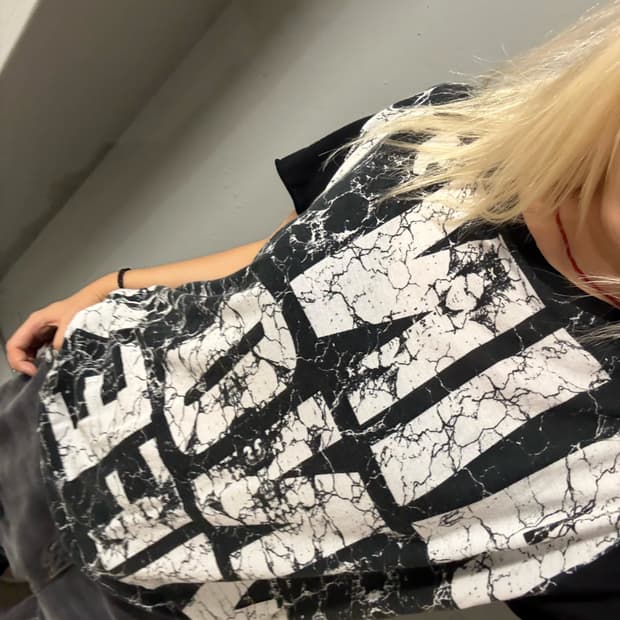 crack printing & lettering point top