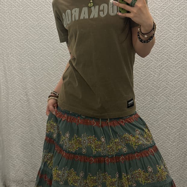 버커루 빈티지 스트릿 펑크 올리브그린 에나멜로고 반팔티 K0165