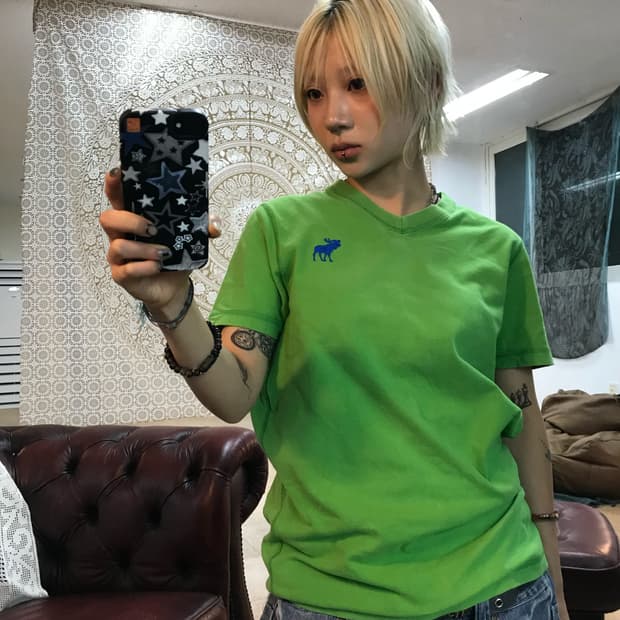 아베크롬비 여성 브이넥 반팔 티 